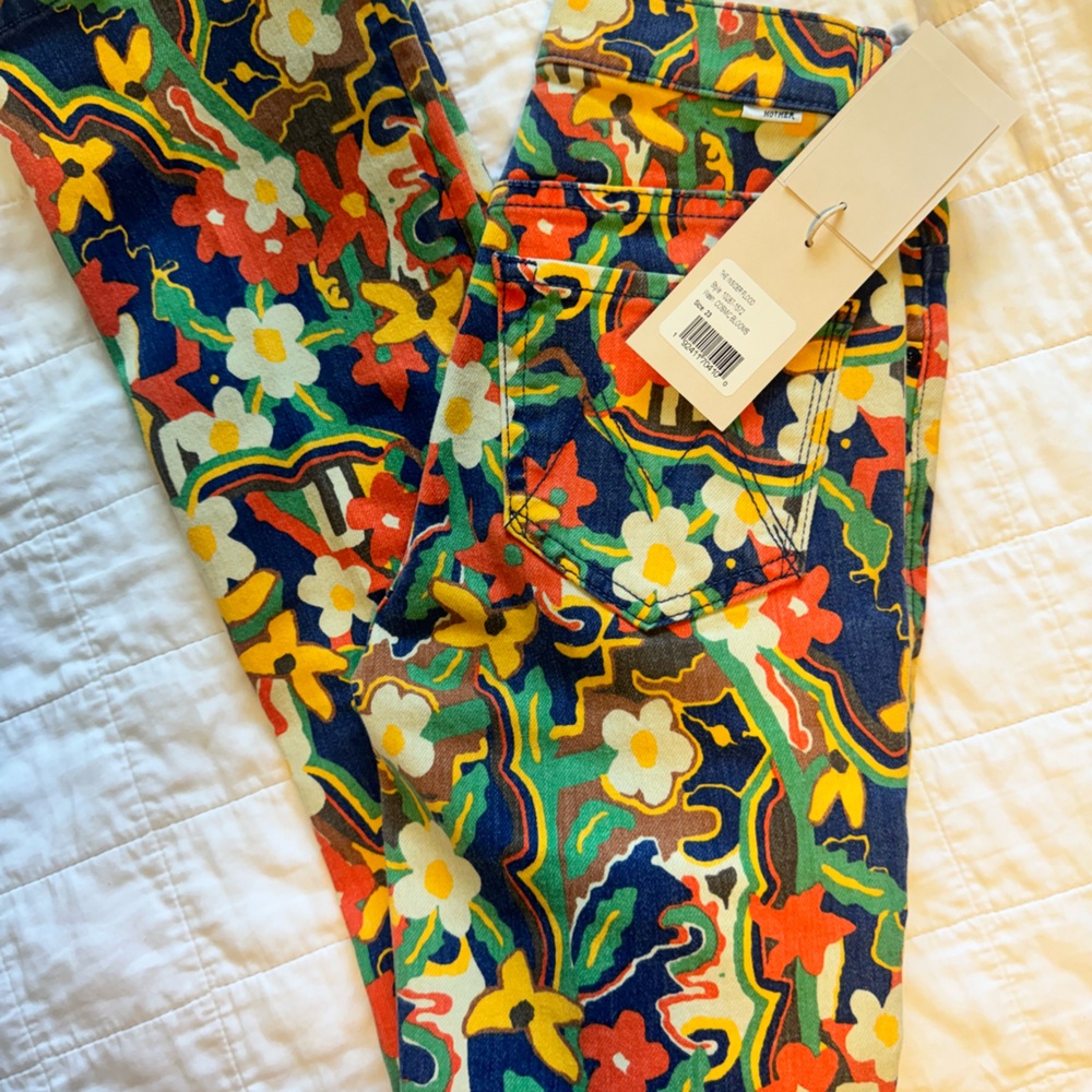 MOTHER jeans, brand new, never worn.